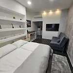Ellamar City Center Apartment